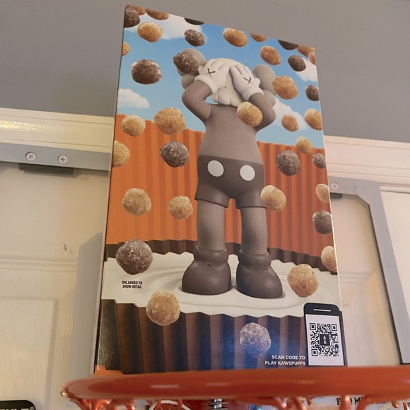 ❌❌ KAWS
Kaws x Reese's Puffs Box
ONE SIZE
Condition: New! Thanks for looking! - Picture 4 of 8